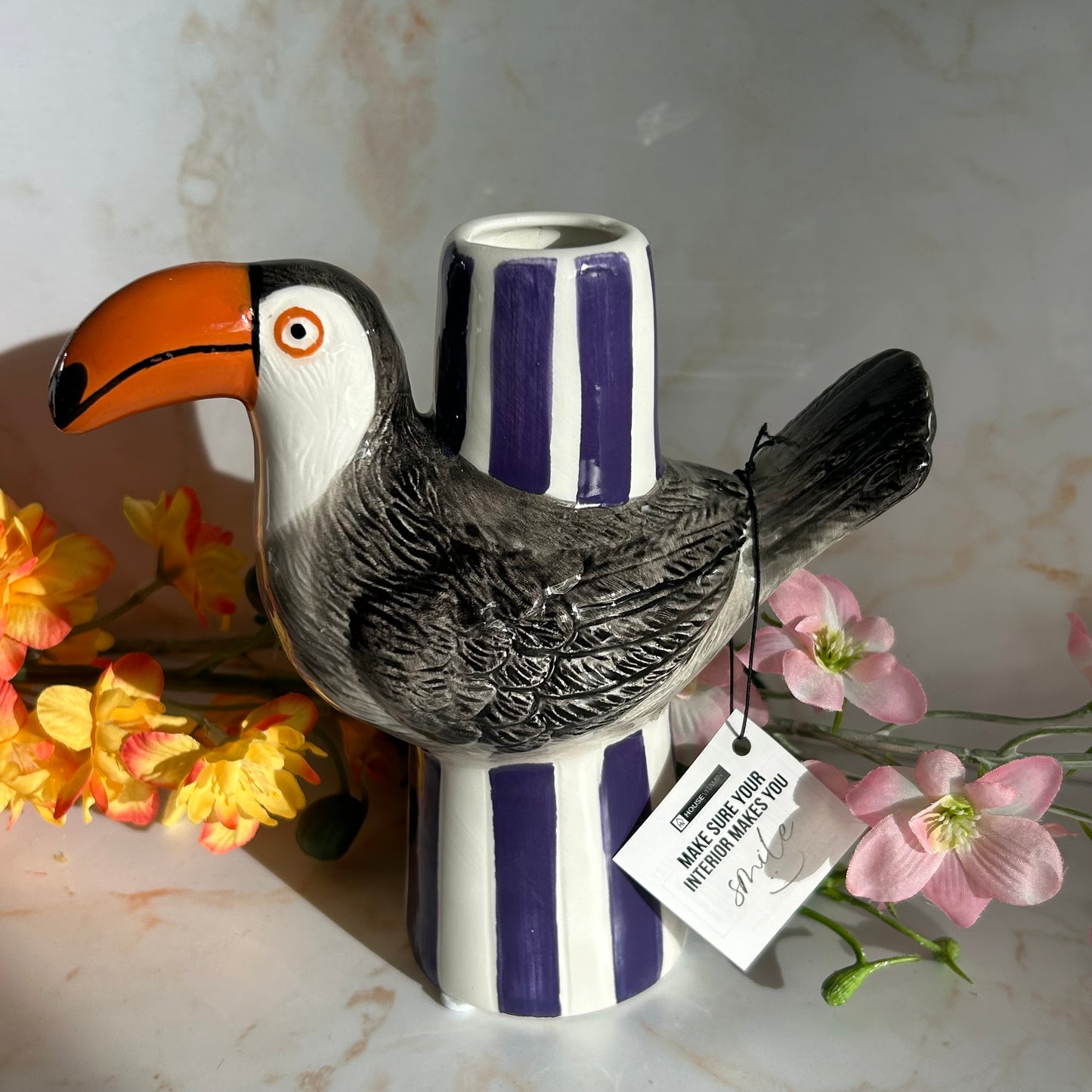 toekan vaas – kleurrijke decoratieve vaas met strepen