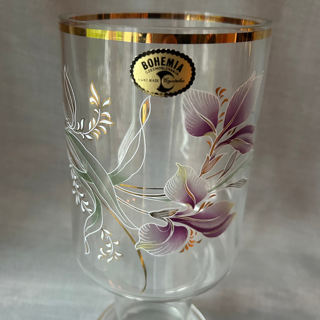 Waarom oud en nieuw perfect samen gaan in je interieur en sieraden