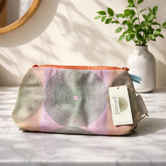 toilettasje van katoen & fluweel – uniek design. Pastel tinten.